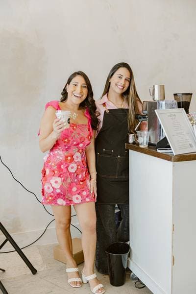 Happy client with barista
